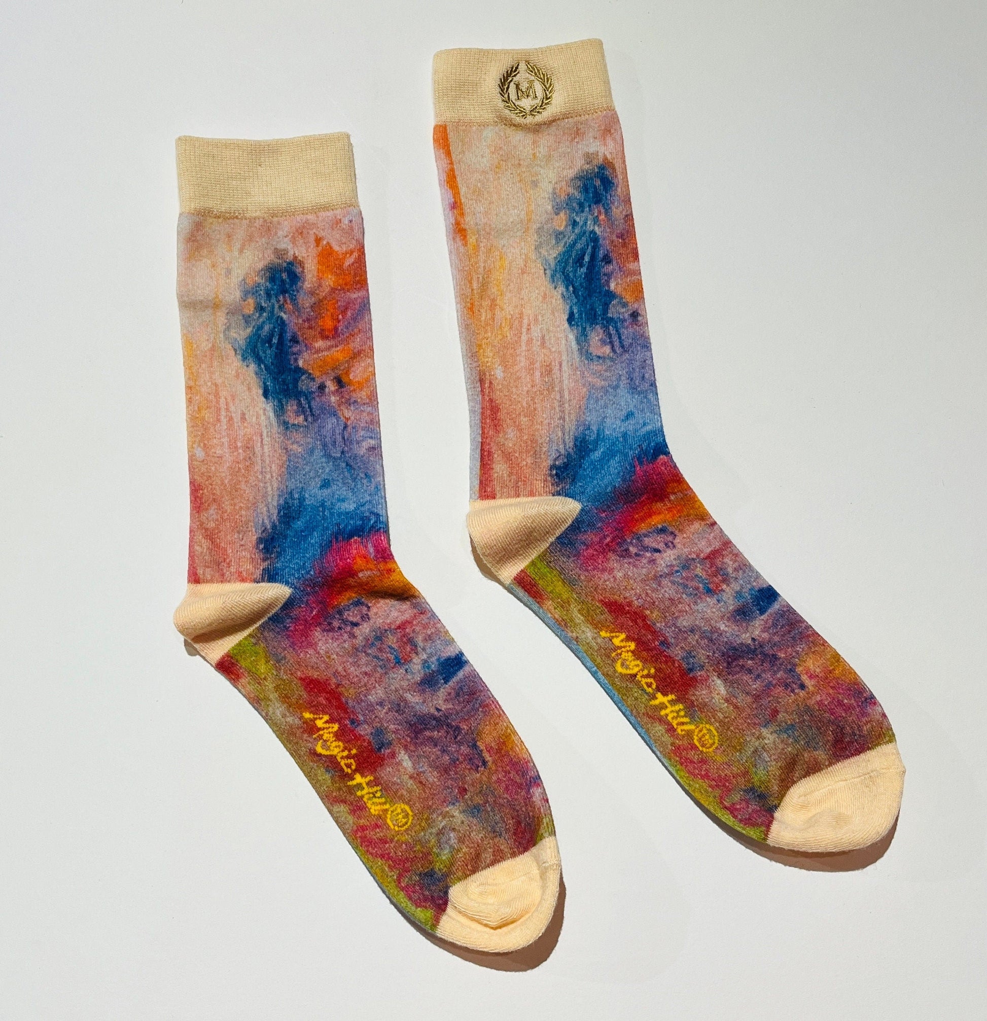 Casual Dressy Sock 100% cotton perfect for the summer or winte with Bruce Mishell Art work. Feels great on the skin.