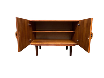 Mid-Century Modern teak sidboard console 1960's