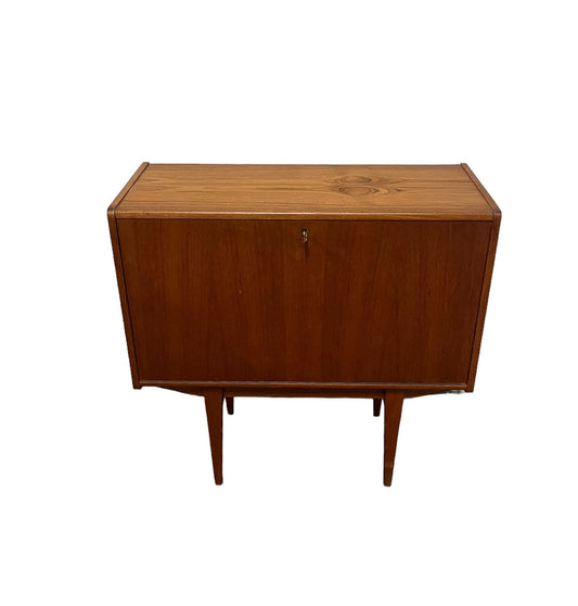 Mid-Century Modern Teak Bar/Cabinet 1960's