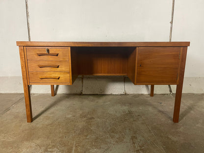 Mid-Century Modern teak Desk with 3 drawers 1960's