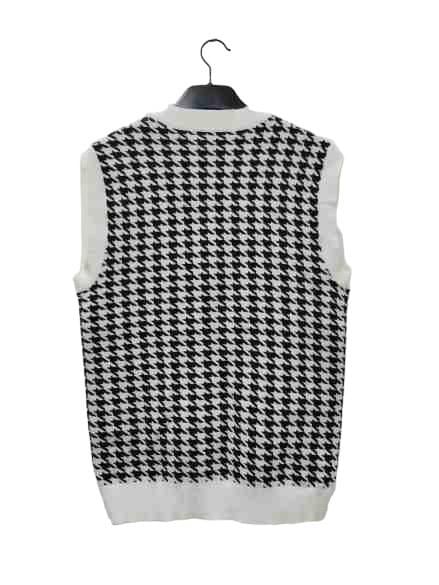 Knitt wear vest 100% cotton in pattern Slim cut unisex.