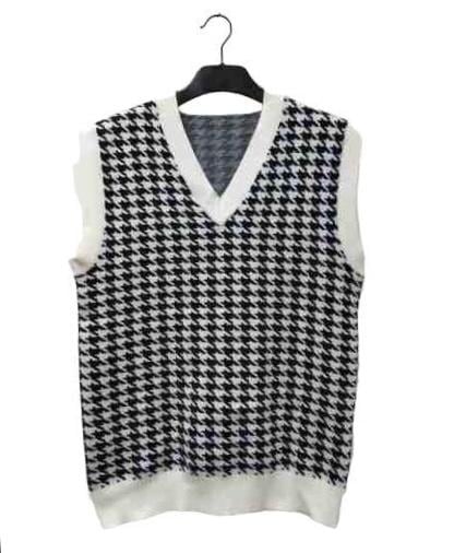 Knitt wear vest 100% cotton in pattern Slim cut unisex.