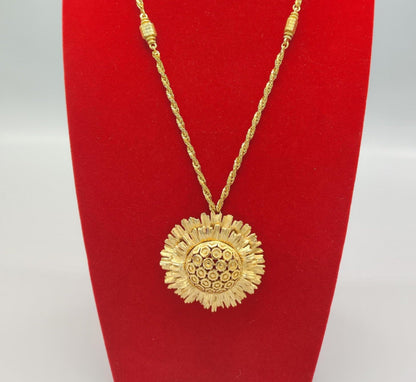 Vintage Signed Designer Runway &quot;MONET&quot; Gilt Gold Sunflower Pendant Necklace